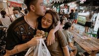 Mesranya Krisjiana Baharudin dan Siti Badriah Saat Makan Bakso dan Ayam Goreng