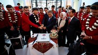 Duta Besar Indonesia untuk Qatar, H.E. Ridwan Hassan, yang menyambut langsung kedatangan Timnas. Selama di Qatar, Indonesia akan tinggal di W Hotel, Doha, di kawasan West Bay.