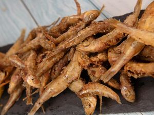 3 Resep Teri Berbumbu Cabe dan Rempah, Lauk Enak di Tanggal Tua