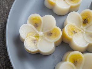Resep Nagasari Bentuk Bunga yang Lembut Legit Buat Camilan Sore Resep Nagasari Bentuk Bunga yang Lembut Legit Buat Camilan Sore