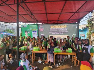 Buka Peluang Usaha, Sahabat Sandi Latih Ibu-ibu di Bekasi Cara Buat Sabun Buka Peluang Usaha, Sahabat Sandi Latih Ibu-ibu di Bekasi Cara Buat Sabun