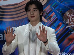 Jauh-jauh dari Surabaya Demi Fancon Cha Eun Woo ASTRO di Jakarta Jauh-jauh dari Surabaya Demi Fancon Cha Eun Woo ASTRO di Jakarta