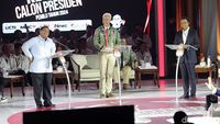 Semringah Ketiga Capres saat Ruang Debat Riuh