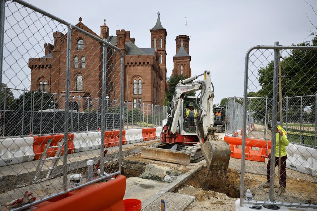 WASHINGTON, DC - AUGUST 21: Construction is underway along Jefferson Avenue Southwest in front of the Smithsonian Institution Building, or 