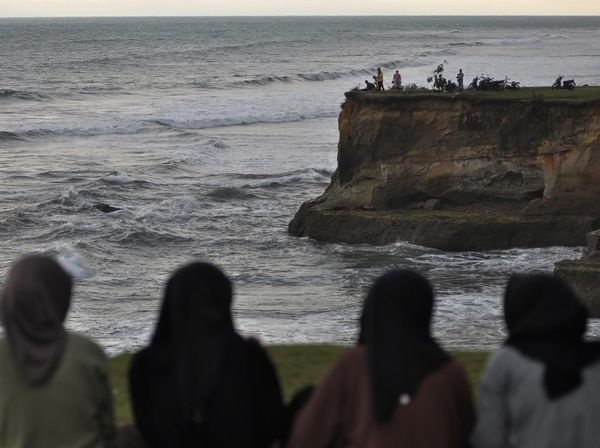 Pesona Wisata Pantai Nangai di Bengkulu Utara