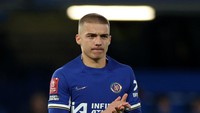Chelsea diyakini akan cuci gudang. Rumornya, sedikitnya 15 pemain akan dilepas, termasuk para pemain muda jebolan akademi seperti Alfie Gilchrist (REUTERS/ISABEL INFANTES)