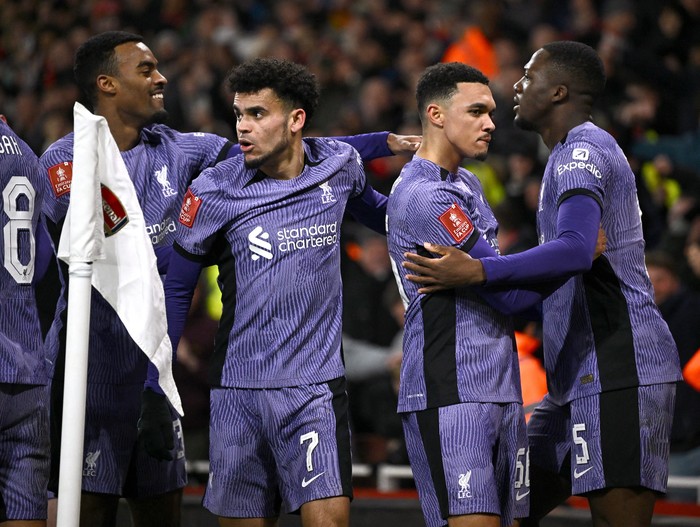 Arsenal vs Liverpool Soccer Football - FA Cup - Third Round - Arsenal v Liverpool - Emirates Stadium, London, Britain - January 7, 2024 Liverpool's Ryan Gravenberch, Luis Diaz, Trent Alexander-Arnold and Ibrahima Konate celebrate their first goal an own goal scored by Arsenal's Jakub Kiwior REUTERS/Dylan Martinez