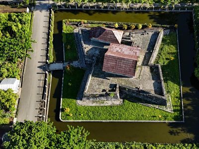 Benteng Barnaveld di Pulau Bacan Kurang Terurus