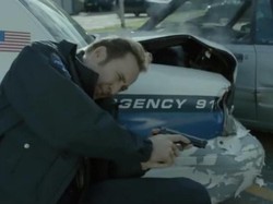 Sinopsis Film 211, Sengitnya Baku Tembak Polisi dan Perampok Bank