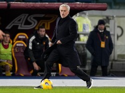 Roma Vs Atalanta Imbang, Mourinho Bungkam ke Media