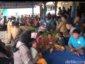 Pengungsi Longsor Subang Kembali ke Rumah, BPBD: Tetap Waspada! Pengungsi Longsor Subang Kembali ke Rumah, BPBD: Tetap Waspada!