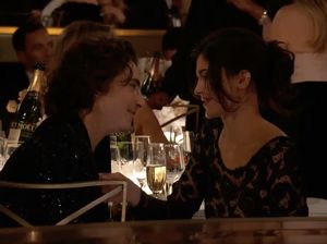 Kylie Jenner Disebut Larang Timothee Chalamet Foto dengan Selena Gomez