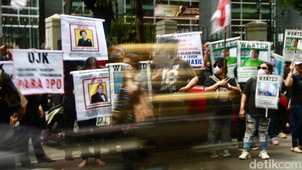 Tuntut Uang Polis, Korban WanaArtha Life Demo PN Jakpus Tuntut Uang Polis, Korban WanaArtha Life Demo PN Jakpus