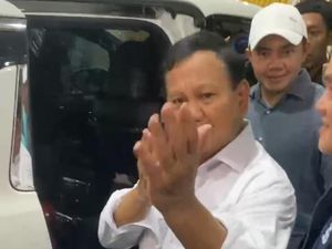 Momen Prabowo Pose Silat di GBK usai Jawab Pertanyaan soal Pertahanan Momen Prabowo Pose Silat di GBK usai Jawab Pertanyaan soal Pertahanan
