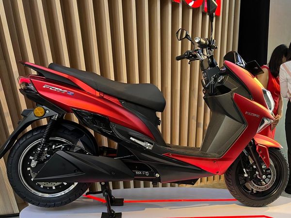 Lihat dari Dekat Motor Listrik Polytron Fox-S, Harga Mulai Rp 9 Jutaan