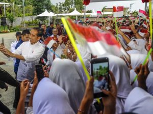 Jokowi Semringah Resmikan Bendungan Karian