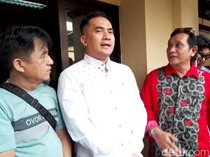 Blak-blakan Saipul Jamil Usai Dibebaskan Polisi Blak-blakan Saipul Jamil Usai Dibebaskan Polisi