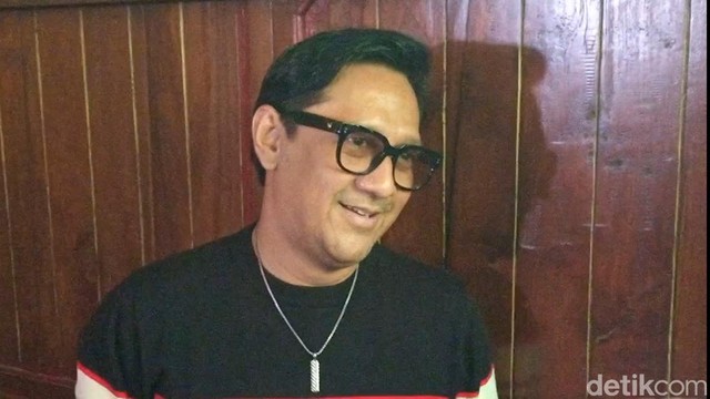Update Informasi Selebriti InsertLive : Kekecewaan dan Emosi Andre Taulany Anak Dijadikan Saksi di Sidang Cerai dengan Erin