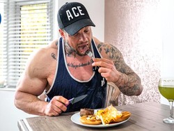 Pria Tolak Bayari Makan Rp 10 Juta hingga Binaragawan Asup 10.000 Kalori