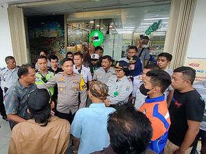 Bayar Parkir di Kota Surabaya Pake QRIS Dapat Penolakan Para Jukir