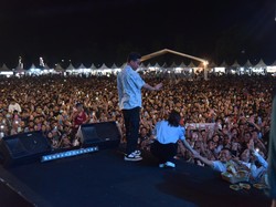 Hadiri Konser Dewa 19 di Bali, Gibran Minta Anak Muda Rukun dan Saling Dukung