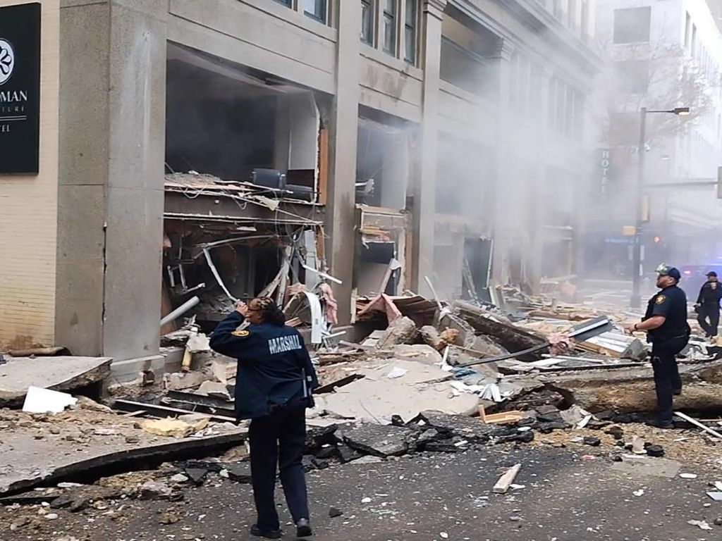 Hotel Bersejarah di Texas Diguncang Ledakan, 21 Orang Terluka Hotel Bersejarah di Texas Diguncang Ledakan, 21 Orang Terluka