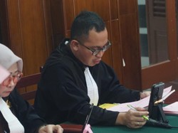 Duh! Pria Surabaya Berkomplot dengan Tetangga Curi Mobil Milik Paman