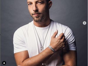 Istri James Morrison Ditemukan Meninggal