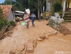 Longsor Susulan Terjadi di Gunung Anaga, Belasan Rumah Warga Rusak