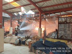 Pasar Ngawen Blora Terbakar, Camat: 78 Kios dan 744 Los Hangus