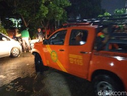 Tim SAR Gabungan Cari Bocah 2,5 Tahun yang Hanyut saat Bermain Hujan