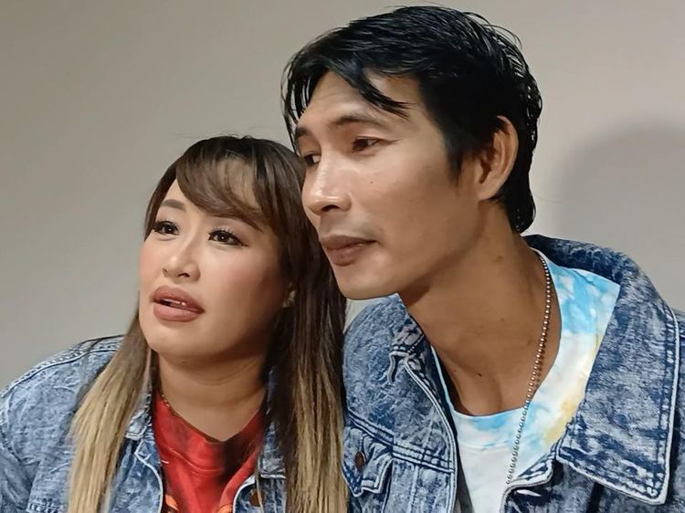 Alasan Pinkan Mambo dan Arya Khan Nyaris Cerai di Singapura Terbongkar