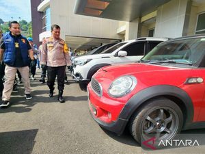 Polisi Tangkap 5 Anggota Lengek Squad Penjual Mobil Bodong di Pati