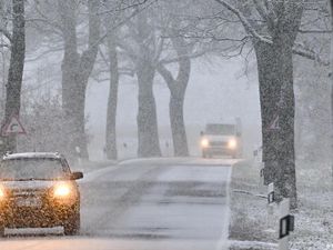 Setelah Kebanjiran, Petani Jerman Hadapi Cuaca Beku