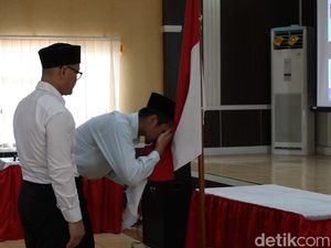 Kembalinya Suhli dan Ridwan ke Pelukan NKRI