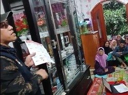 Viral Staf Desa di KBB Pengaruhi Warga Coblos Caleg Jagoannya
