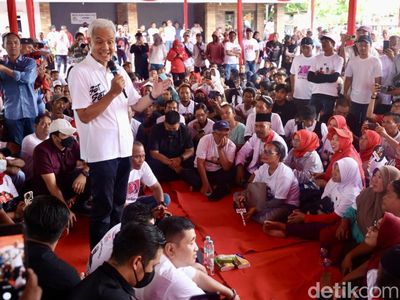 Temui Nelayan di Cilacap, Ganjar Bahas Penanganan Illegal Fishing