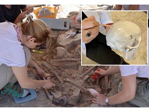 Tengkorak Berlubang Jejak Trepanasi Ditemukan di Turki, Usianya 8.500 Tahun Tengkorak Berlubang Jejak Trepanasi Ditemukan di Turki, Usianya 8.500 Tahun