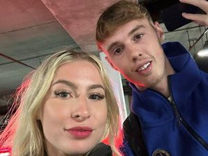 Potret Model yang Dekat dengan Cole Palmer, Disalahkan Atas Kalahnya Chelsea