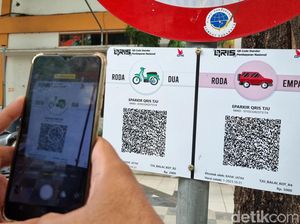 Parkir QRIS Surabaya Tak Ramah untuk Orang Gaptek, Ini Solusi Dishub Parkir QRIS Surabaya Tak Ramah untuk Orang Gaptek, Ini Solusi Dishub