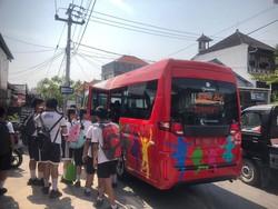 Daftar Tunggu Capai Ratusan Siswa, Denpasar Usulkan Penambahan 4 Bus Sekolah
