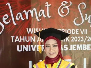 Cerita Dhea Raih IPK Tertinggi di Unej: Cintai Jurusan Pilihanmu! Cerita Dhea Raih IPK Tertinggi di Unej: Cintai Jurusan Pilihanmu!