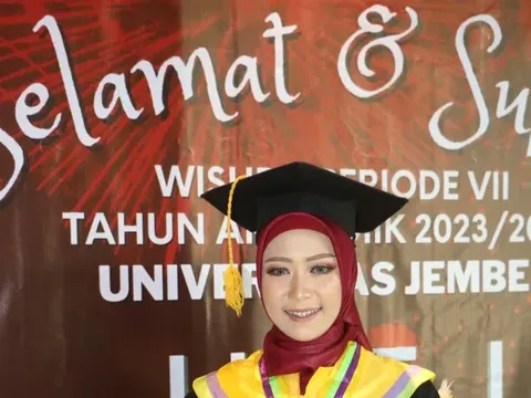 Dhea, peraih IPK tertinggi di Unej