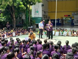 Petuah Dokter Lo: Mau Kaya Jangan Jadi Dokter, Tapi Pasti Nggak Akan Kelaparan