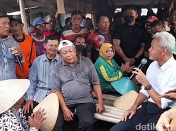 Ganjar: Kartu Tani Dituduh Mempersulit Padahal Faktanya Subsidinya Kurang