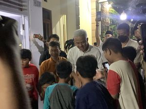 Hari ke-44 Kampanye, Ganjar Menginap di Rumah Guru Honorer di Tegal