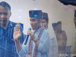 Gibran Sapa Warga Jember di Tengah Guyuran Hujan: Rukun Semuanya