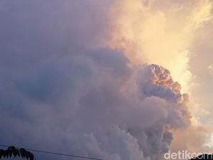 Penutupan Bandara Gewayantana Diperpanjang Imbas Gunung Lewotobi Erupsi Penutupan Bandara Gewayantana Diperpanjang Imbas Gunung Lewotobi Erupsi