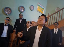 Lirik Lagu Gampil-GuyonWaton yang Lagi Trending