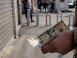 Geger Pejabat Iran Korup dan Bisnis Miliaran Dolar Teh Impor